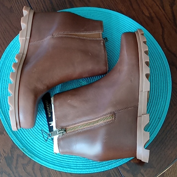 Sorel women's ankle boots-NEW - Picture 4 of 5